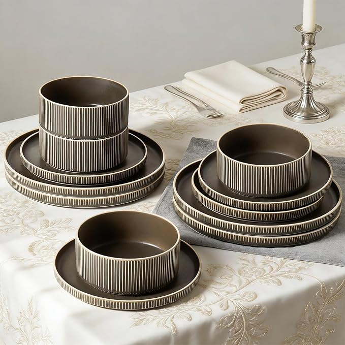 Dinnerware Set Service for 6, 18-Piece Ceramic Plates and Bowls Set, Chip & Scratch Resistant, Microwave and Dishwasher Safe, Modern Minimalist Tableware for Everyday Use, Matte Green