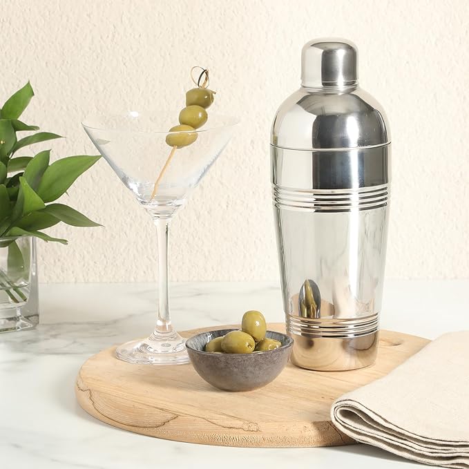 Oster Baldwyn 750 mL Cocktail Shaker with Lid – Stainless Steel Martini Shaker, Drink Mixer Bar Tool for Home Bartending and Cocktails