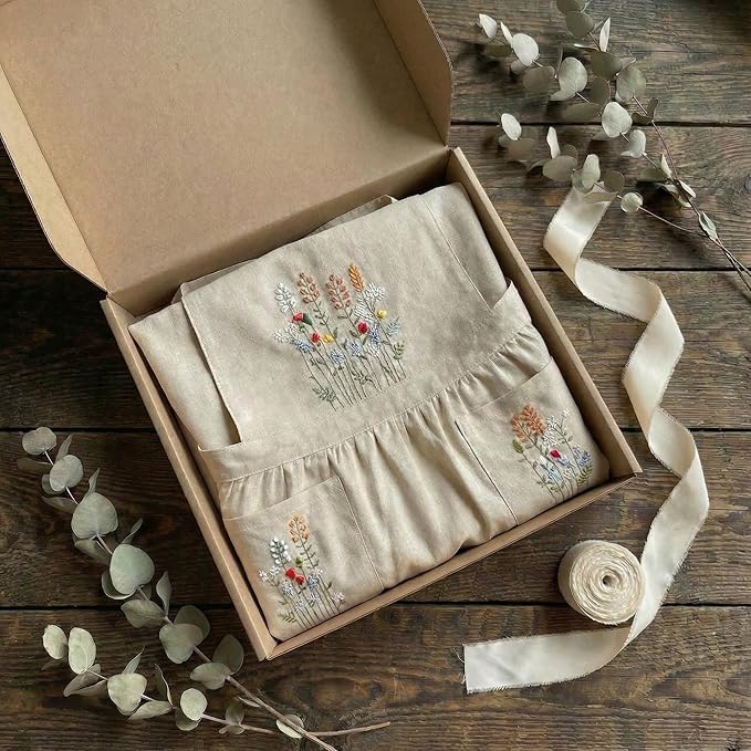 Linen Apron with Hand Embroidered Floral Design, Natural Fabric Apron for Kitchen, Linen Apron with Pockets, Cooking, Baking, Gardening, Florist, Elegant Gift for Women, Chefs, Artists