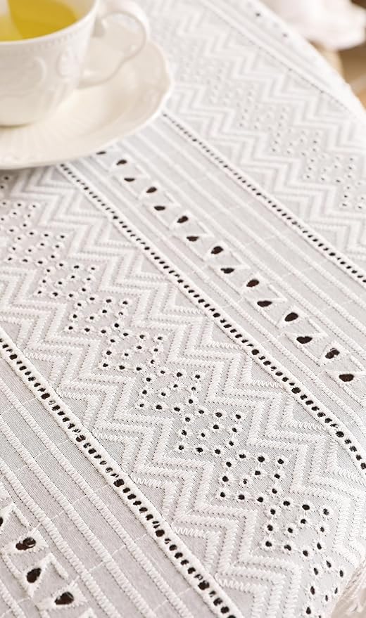 patdrea Vintage White Lace Tablecloth,Design Embroidered Cotton Ruffle Table Cloth for Round Table,Elegant Rustic Fabric Decorations for Wedding Party Thanksgiving Christmas Diameter 63"