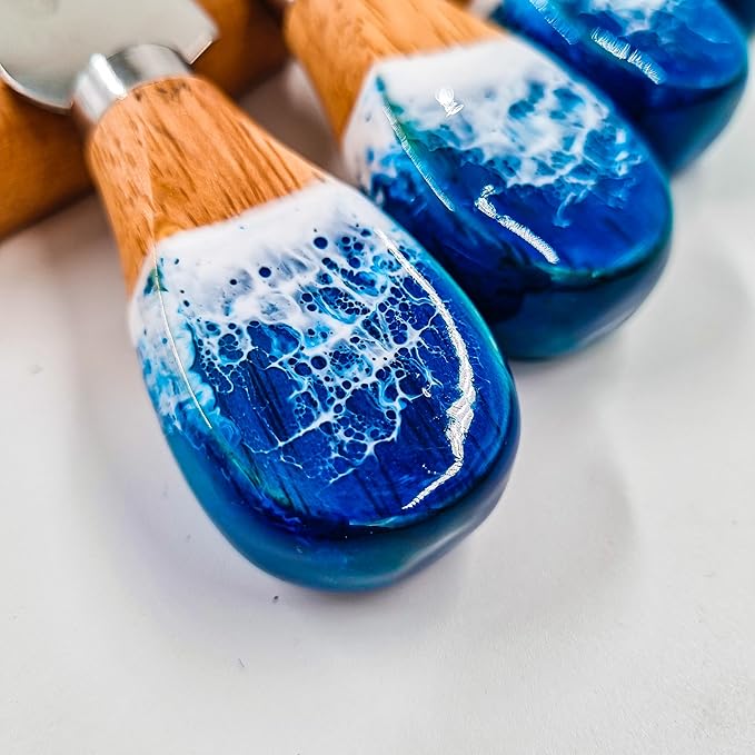 Resin Personalized Round Wood and Ocean Blue Resin Charcuterie Board, Custom Engraved Cheese Platter Wedding Gift, Housewarming Gift, Custom Name Board, Engraved Circle Charcuterie Board
