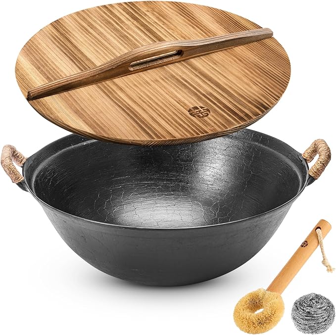 WANGYUANJI 11.8" Round Bottom Cast Iron Wok - Small Traditional Pow Wok for Camping & Open Fire - Gas Stove Compatible (Wok Ring Required) - Uncoated Stir Fry Pan with Cleaning Brush