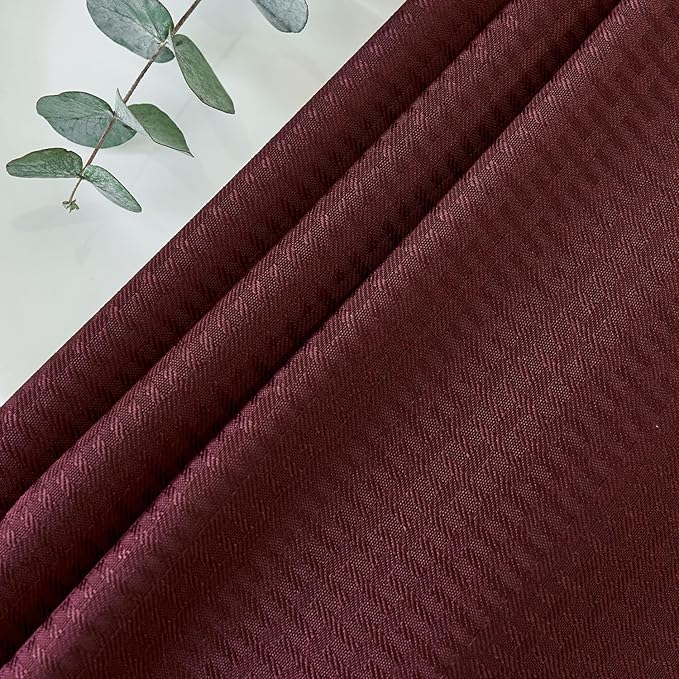 maxmill Round Weaved Texture Design Tablecloth Spill-Proof Wrinkle Free Soft Washable Table Cloth for Circular Table Cover, for Dining Room Buffet Banquet Parties Holiday Dinner, 70 Inch Burgundy