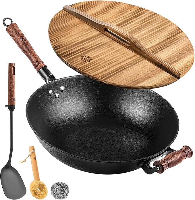 WANGYUANJI 12.6 Inch Iron Wok with Wooden Lid and Spatula, Flat Bottom Chemical-Free Uncoated Stir Fry Pan for Induction, Gas and Electric Stoves