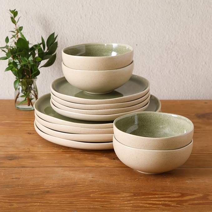 Gibson Elite Manila Bay 12-Piece Stoneware Dinnerware Set, Service for 4, Reactive Glaze Modern Artisan Plates, Bowls & Mugs, Green, Round Design