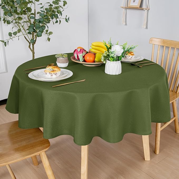 Hiasan Round Textured Tablecloth 60 Inch - Waterproof Spillproof Antiwrinkle Jacquard Table Cloth, Decorative Polyester Table Cover for Kitchen, Outdoor Picnic, Holiday and Parties, Olive Green