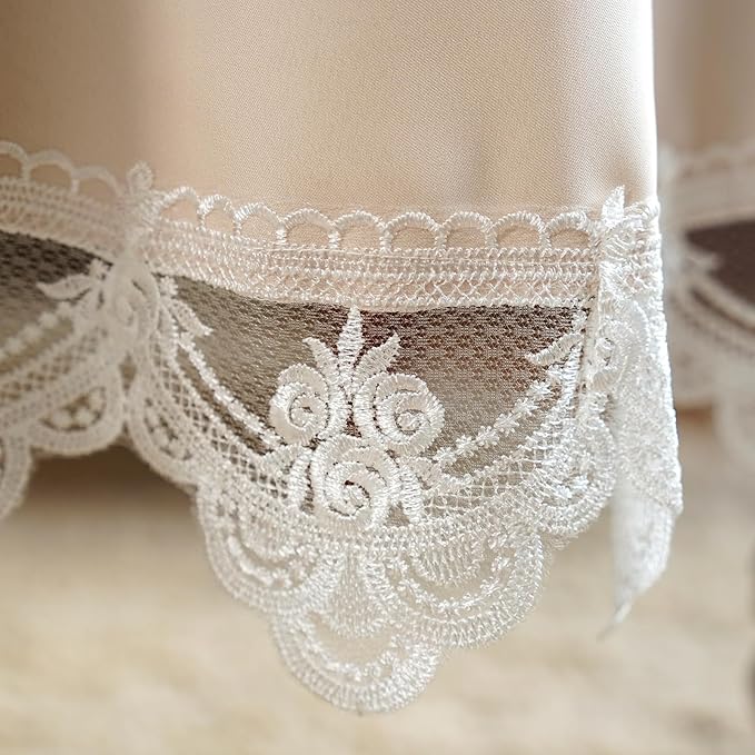 SUTAVIA Oval Lace Table Cloth Farmhouse Table Cover Classic Antique Flower Decor Macrame Tablecloth Vintage Decoration for Home Holiday Party Dining Table (Offwhite, Oval, 52"x70")