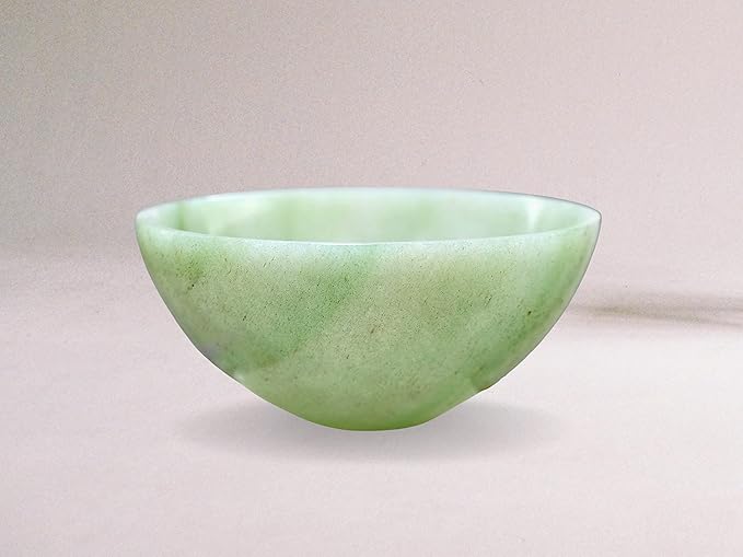 Green Aventurine Crystal Bowl - 2 Inch Decorative Bowls for Room and Home Decor - Gemstone Healing Crystals for Elegant Display, Positive Energy Balance and Gift