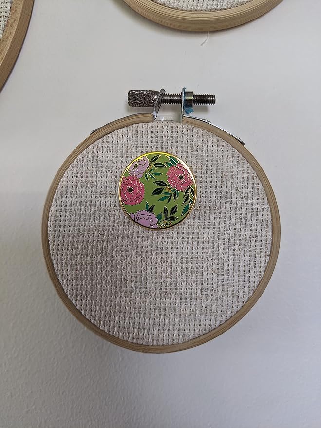 Field of Flowers Needle Minder