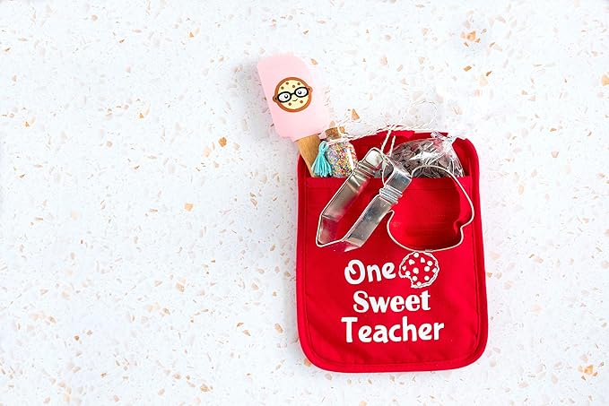 Teacher Gift for Women, Appreciation Week, Thank You Present Potholder, One Smart Cookie Oven Mitt, Set of 2 (One Sweet Teacher)