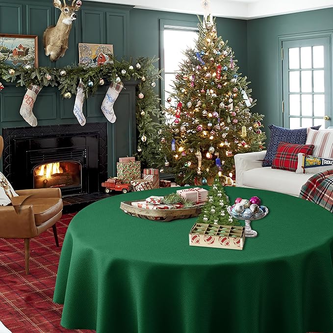 Biscaynebay Textured Fabric Christmas Round Table Cloth 90", Hunter Green Water Resistant Folding Table Covers for Dining, Kitchen, Wedding & Parties Machine Washable