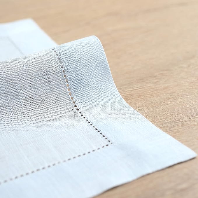 Solino Home Linen Placemats Set of 4 - Classic Hemstitch Light Blue Placemats 14 x 19 Inch - 100% Pure Linen Table Mats for Winter, Spring, Easter