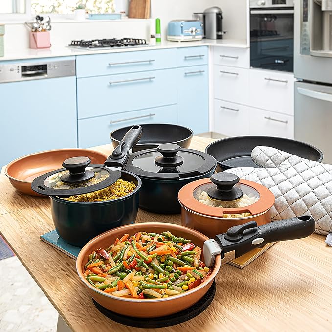 Moss & Stone Aluminum Pots And Pans Set Nonstick, Removable Handle Cookware, Stackable , Dishwasher Safe, Induction Camping Cookware Set. (10 Pieces Blue)