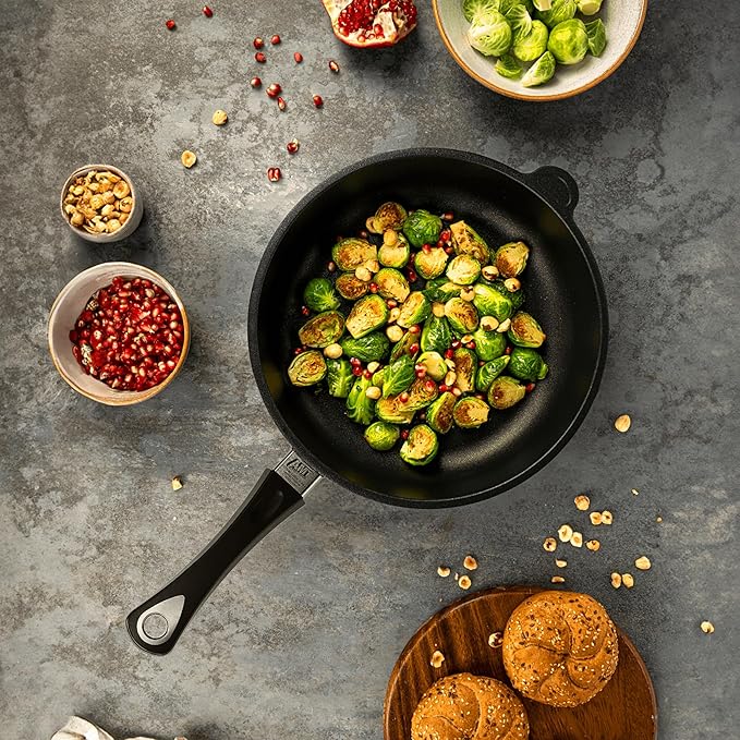 AMT Gastroguss The World´S [...] Frying pan Non-Induction, Diameter 26 cm, Height 5 cm, cast Aluminium (Aluminium), Lotan® Non-Stick Coating for Fat-Free-Frying, AMZN-526-US